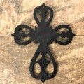 56402 - CAST IRON FLEUR DE LI WALL CROSS